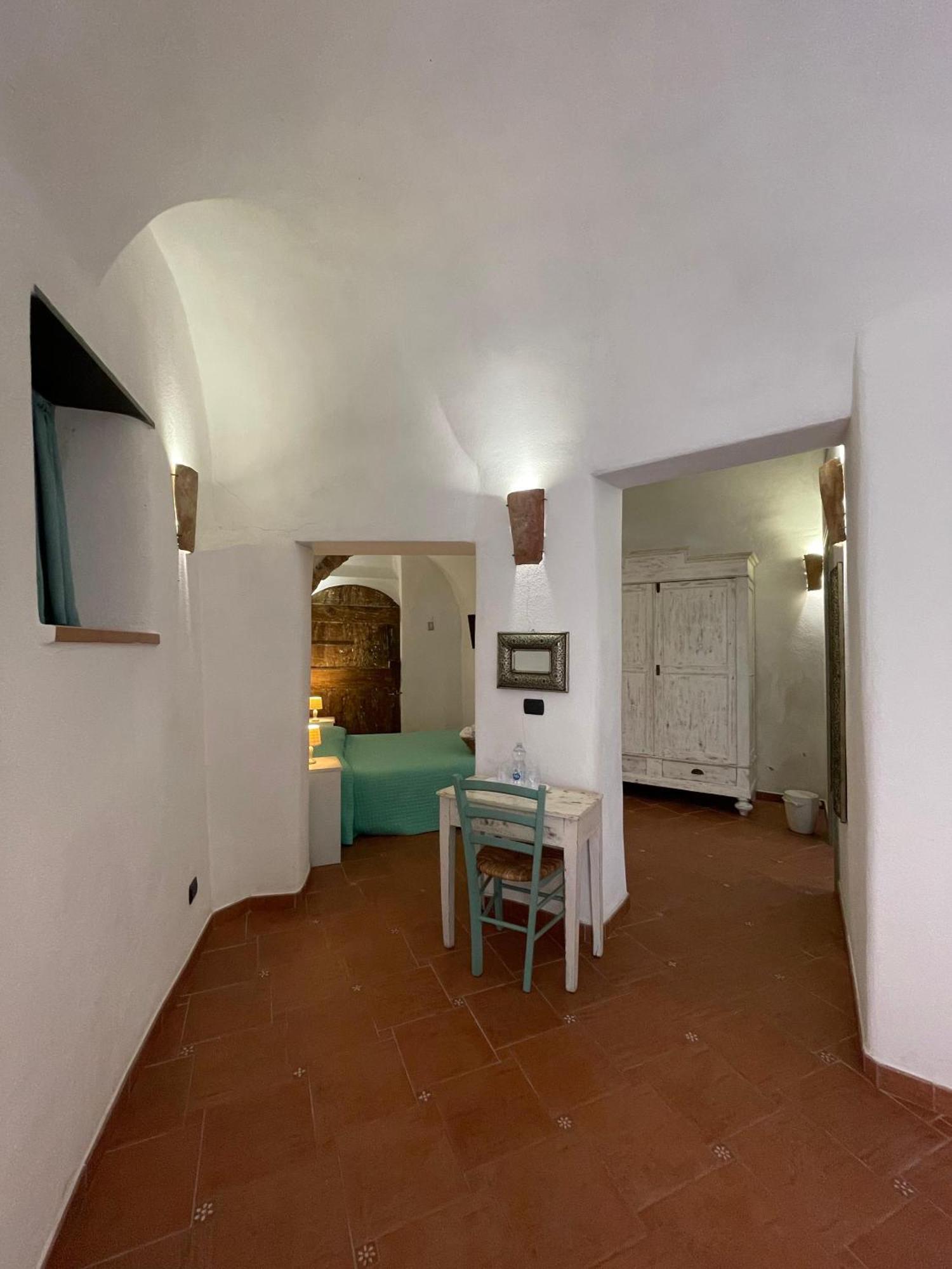 Ca' Du Batan Bed and Breakfast Spotorno Εξωτερικό φωτογραφία