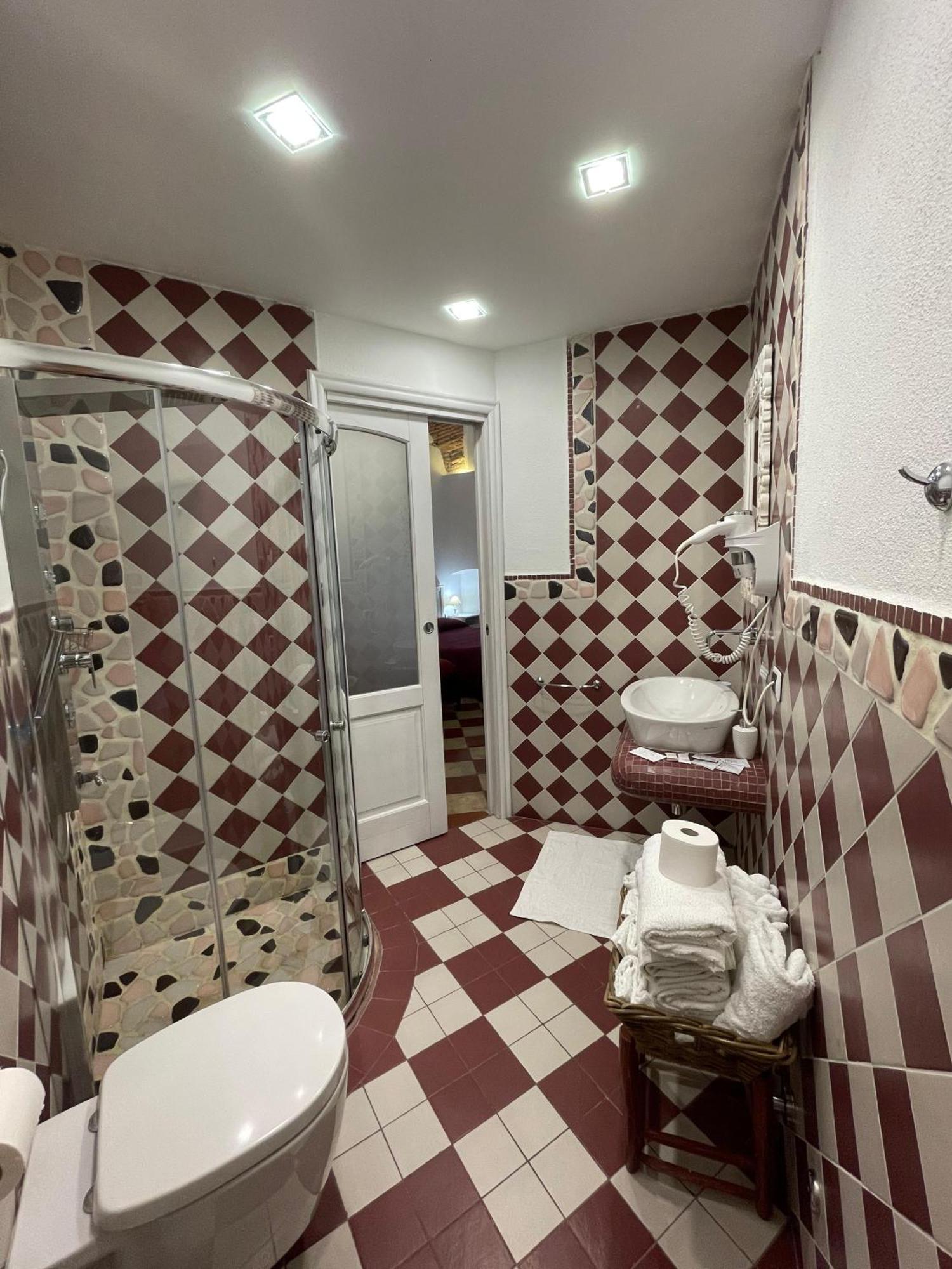 Ca' Du Batan Bed and Breakfast Spotorno Δωμάτιο φωτογραφία