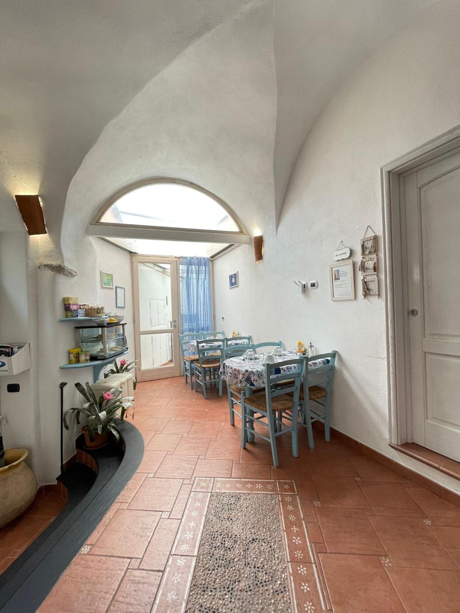 Ca' Du Batan Bed and Breakfast Spotorno Εξωτερικό φωτογραφία