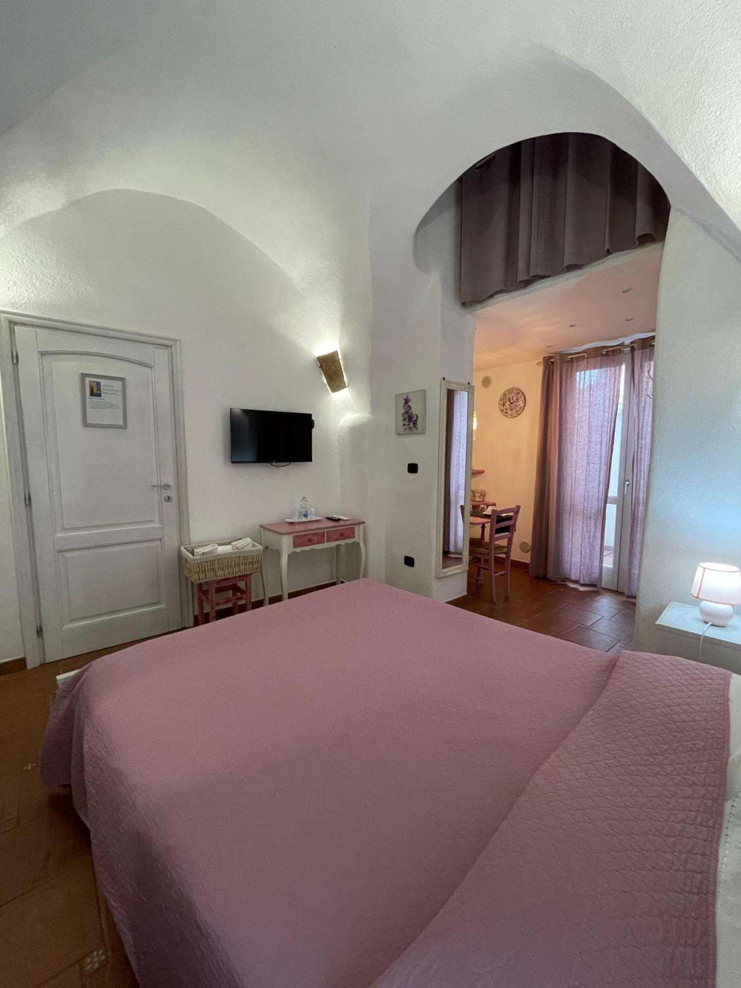 Ca' Du Batan Bed and Breakfast Spotorno Εξωτερικό φωτογραφία