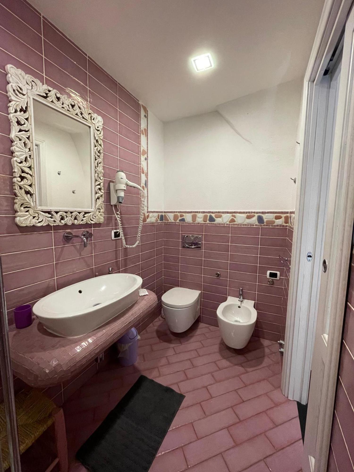 Ca' Du Batan Bed and Breakfast Spotorno Δωμάτιο φωτογραφία